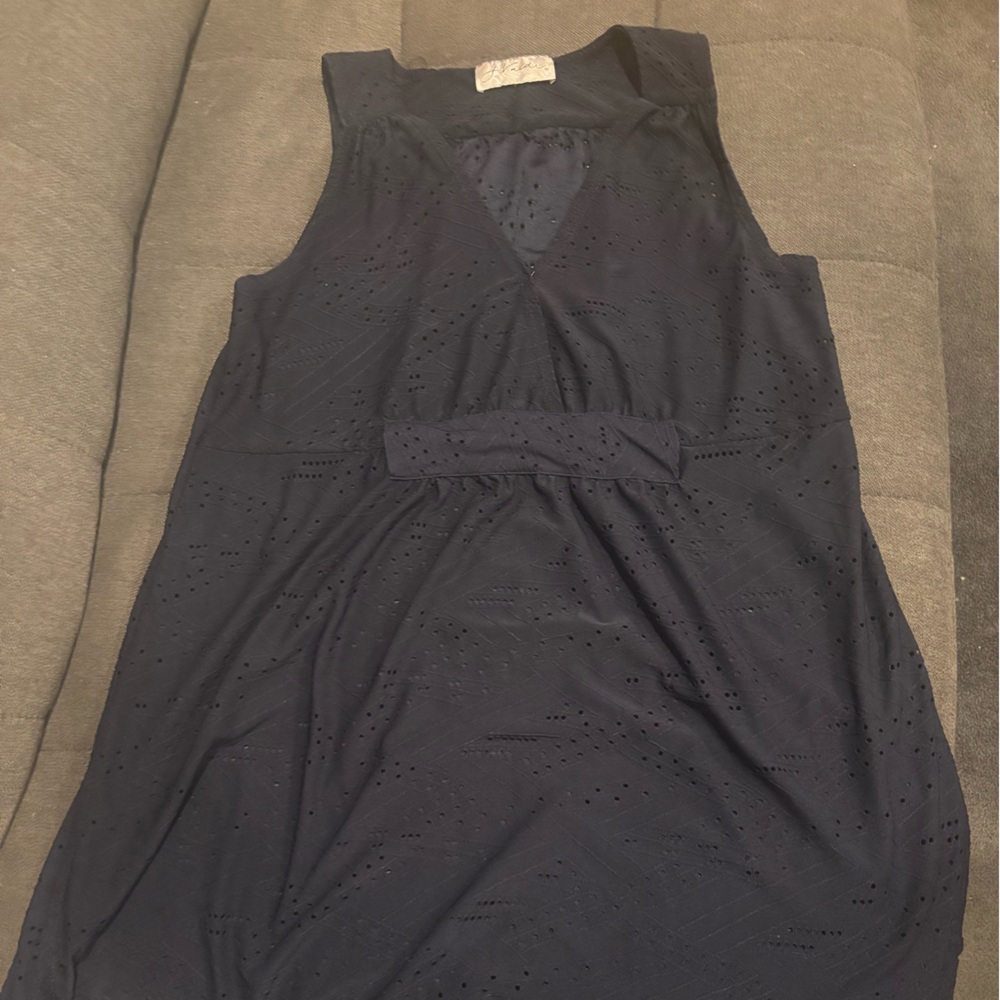 NWOT J Valdi Elegant navy Sleeveless Blouse small